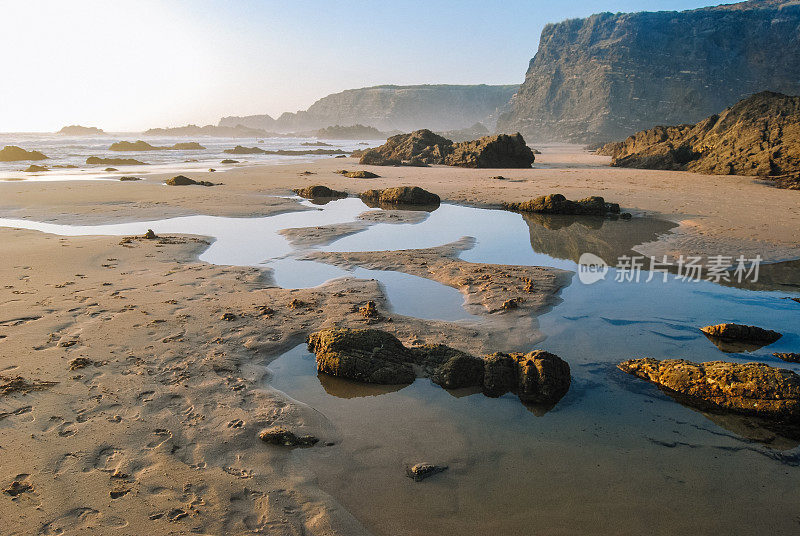 Nossa Senhora do Mar海滩，一个美丽的地点在Vicentino海岸，Zambujeira do Mar